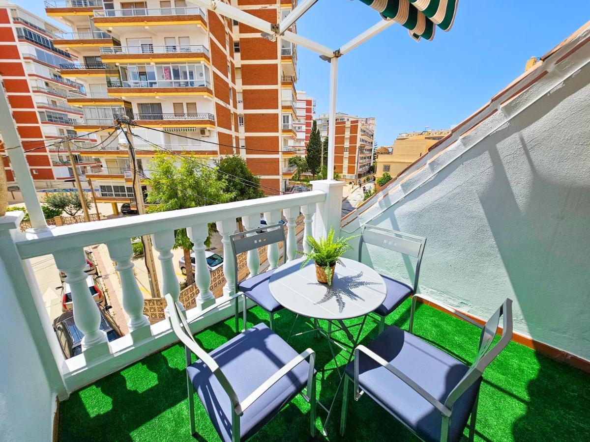 Yeti Atico Beach - Alojamientos La Torre Torre Del Mar Exterior photo