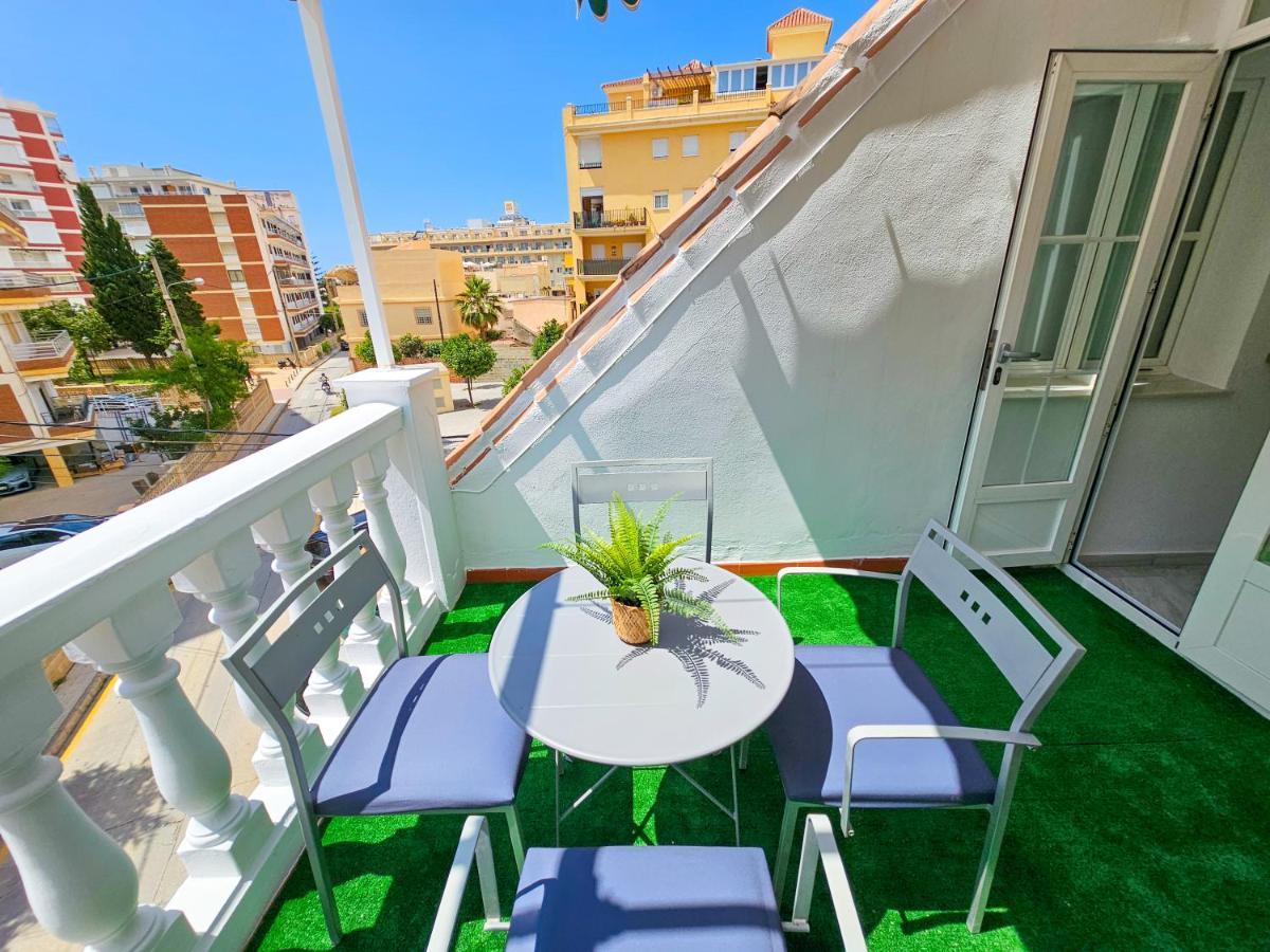 Yeti Atico Beach - Alojamientos La Torre Torre Del Mar Exterior photo