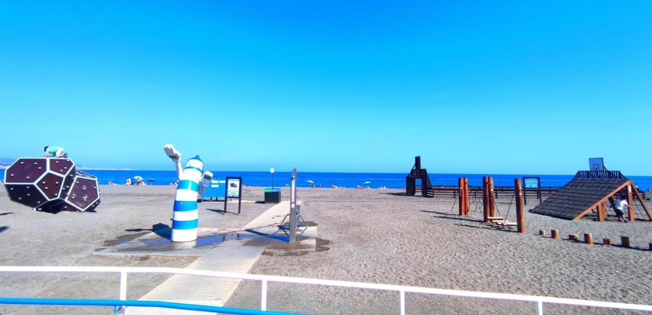 Yeti Atico Beach - Alojamientos La Torre Torre Del Mar Exterior photo