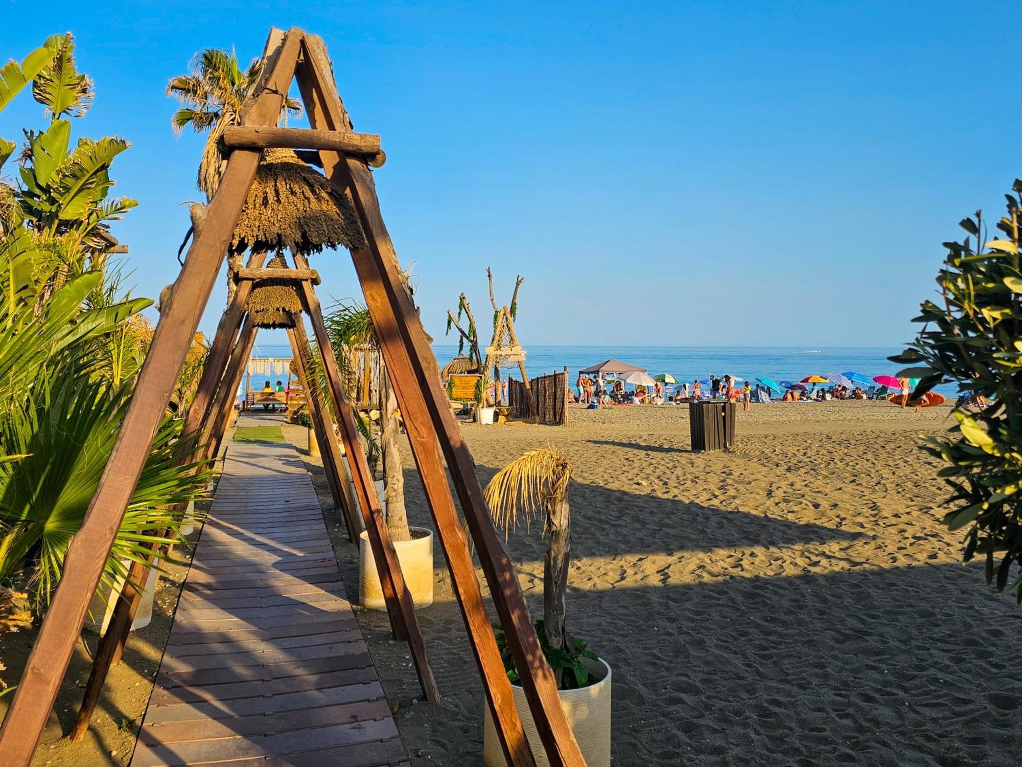 Yeti Atico Beach - Alojamientos La Torre Torre Del Mar Exterior photo